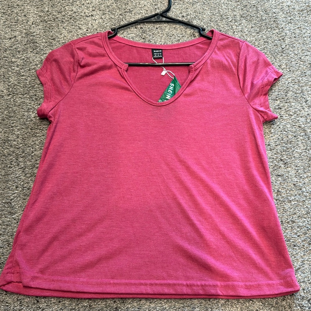 Pink t-shirt